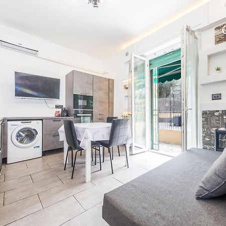 Appartement Due Passi Dal Mare à Gênes Extérieur photo