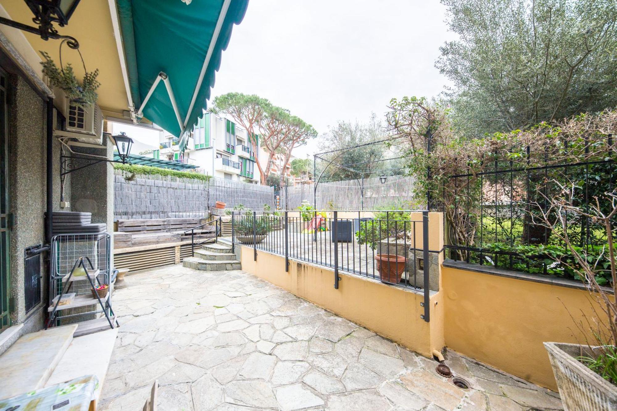 Appartement Due Passi Dal Mare à Gênes Extérieur photo