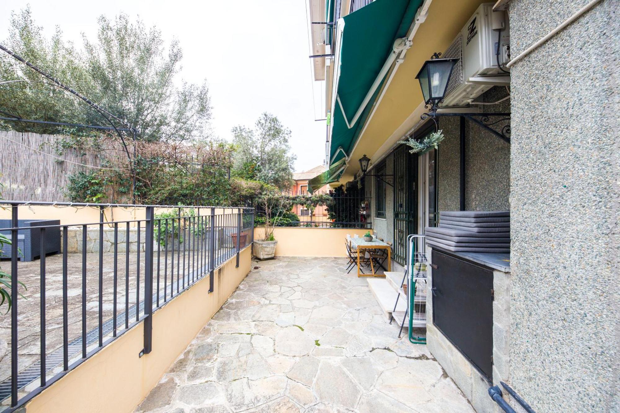 Appartement Due Passi Dal Mare à Gênes Extérieur photo